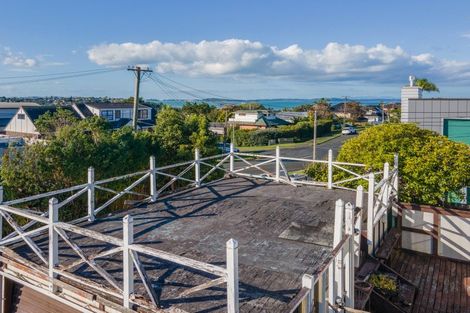Photo of property in 1/20 Takutai Avenue, Bucklands Beach, Auckland, 2012