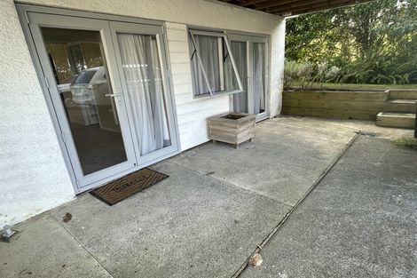 Photo of property in 2 Glenmore Road, Sunnyhills, Auckland, 2010