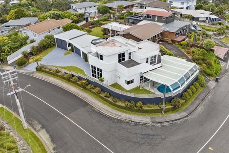 Photo of property in 2 Findlay Street, Moturoa, New Plymouth, 4310