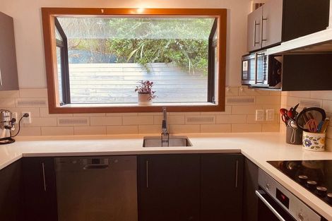 Photo of property in 11 Te Kiteroa Grove, Churton Park, Wellington, 6037