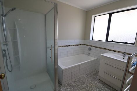 Photo of property in 1/901 High Street, Avalon, Lower Hutt, 5011