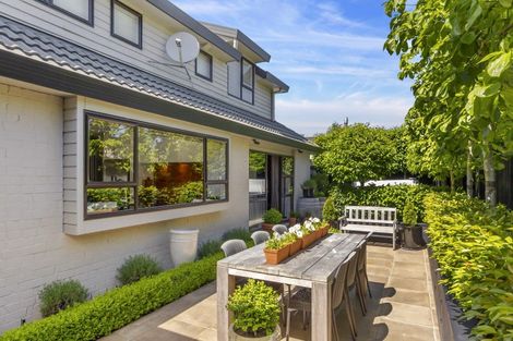 Photo of property in 25 Granville Terrace, Belleknowes, Dunedin, 9011