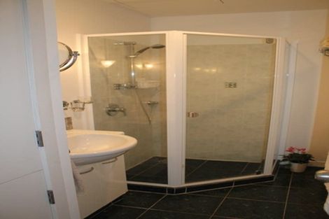 Photo of property in 2b/4 Fleet Street, Devonport, Auckland, 0624