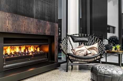 Photo of property in 11 Laguna Place, Matakatia, Whangaparaoa, 0930