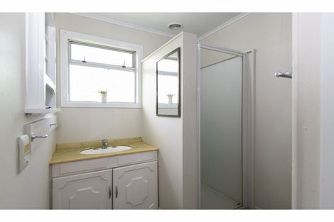 Photo of property in 33b Kawaha Point Road, Fairy Springs, Rotorua, 3015