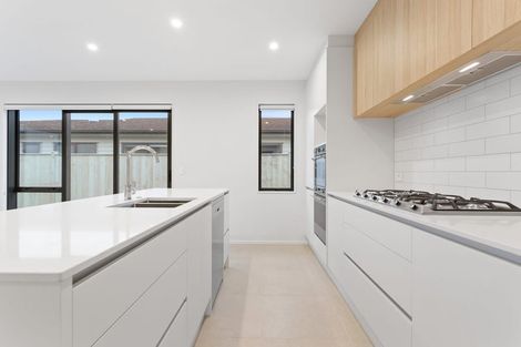 Photo of property in 124 Te Napi Drive, Takanini, Auckland, 2112