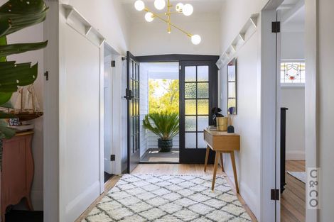 Photo of property in 56 Queen Street, Riverhead, 0820