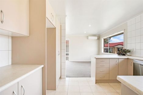 Photo of property in 92c Metcalfe Road, Ranui, Auckland, 0612