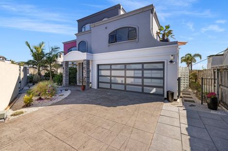 Photo of property in 26a Sunbrae Grove, Mount Maunganui, 3116