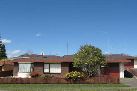 Photo of property in 14b Esmeralda Street, Welcome Bay, Tauranga, 3112