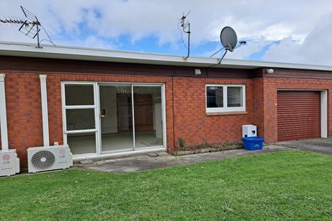 Photo of property in 43 Lismore Street, Strandon, New Plymouth, 4312