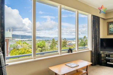 Photo of property in 35 Normandale Road, Normandale, Lower Hutt, 5010