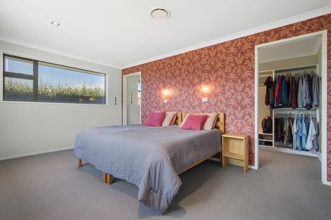 Photo of property in 28 Noble Johnston Drive, Katikati, 3129