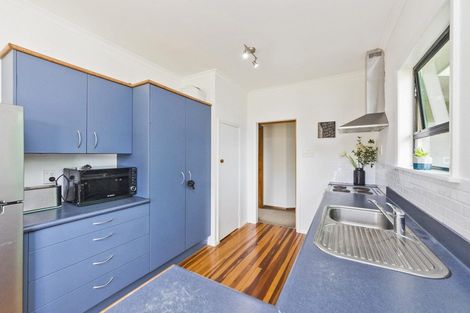 Photo of property in 8 Hartley Place, Awapuni, Palmerston North, 4412