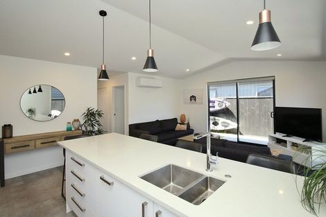 Photo of property in 34 Crown Street, Papamoa, 3118