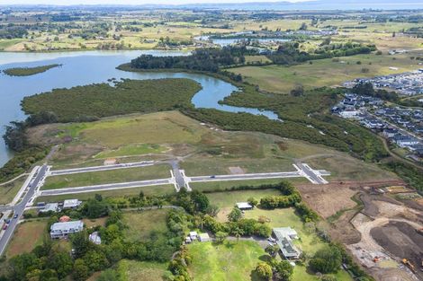 Photo of property in 29 Taipahitini Road, Rosehill, 2113