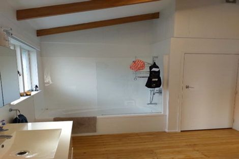 Photo of property in 10 Rawhiti Road, Manly, Whangaparaoa, 0930