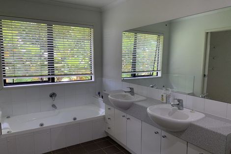 Photo of property in 1 Trimaran Drive, Gulf Harbour, Whangaparaoa, 0930