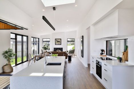 Photo of property in 20 Ridge Drive, Omokoroa, 3114