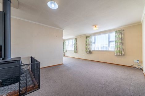 Photo of property in 24 Avenue Road, West End, Timaru, 7910