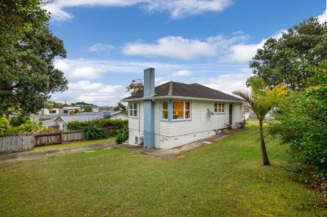 Photo of property in 72 Blakeborough Drive, Forrest Hill, Auckland, 0620