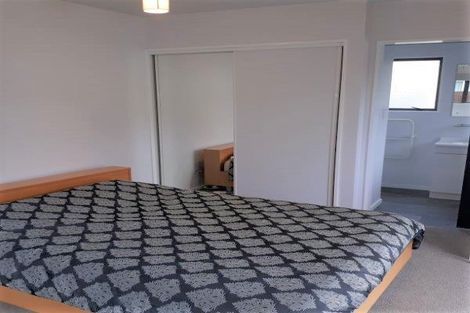 Photo of property in 10 Radbrook Street, Avonhead, Christchurch, 8042
