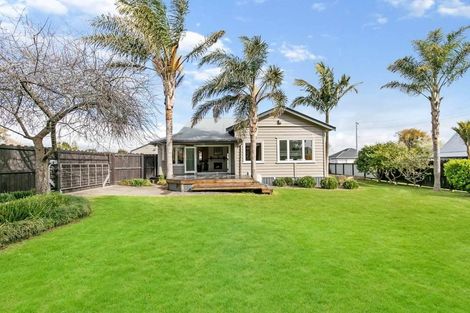 Photo of property in 92 Beach Road, Pahurehure, Papakura, 2113