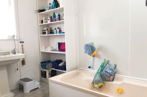 Photo of property in 24 Matama Road, Glen Eden, Auckland, 0602