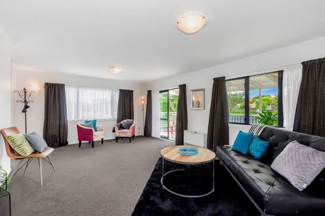 Photo of property in 290 Te Moana Road, Waikanae, 5036