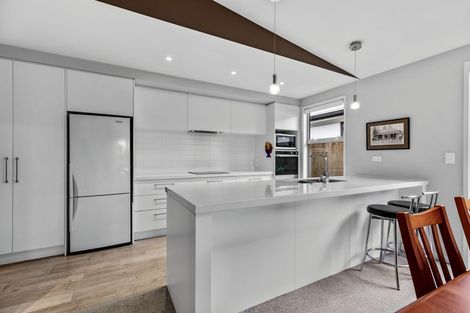 Photo of property in 90 Saint Pauls Drive, Brookfield, Tauranga, 3110