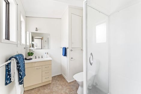 Photo of property in 5a Rangimaarie Crescent, Snells Beach, 0920