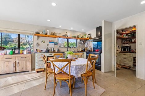 Photo of property in 375 Waitaha Road, Welcome Bay, Tauranga, 3175