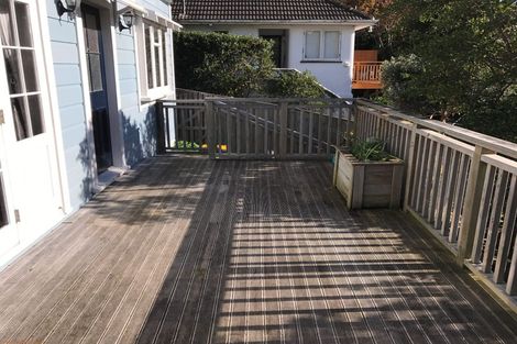 Photo of property in 30a Sutherland Crescent, Melrose, Wellington, 6023