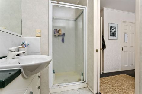 Photo of property in 37 Martin Jugum Lane, Ranui, Auckland, 0612