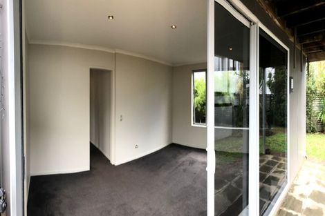 Photo of property in 2/348 Beach Road, Mairangi Bay, Auckland, 0630