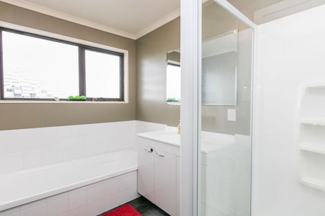 Photo of property in 61 Severn Street, Rongotea, 4476