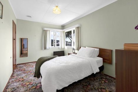 Photo of property in 9a Chilman Street, Strandon, New Plymouth, 4312