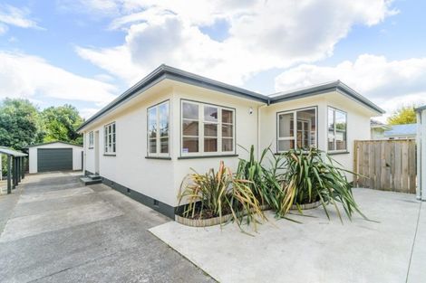 Photo of property in 100 Manawatu Street, Hokowhitu, Palmerston North, 4410