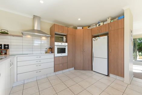 Photo of property in 21 Woodstock Place, Stoke, Nelson, 7011