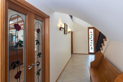 Photo of property in 12 Taunton Green, Papanui, Christchurch, 8052