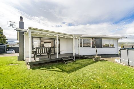 Photo of property in 42 Lincoln Street, Ashhurst, 4810