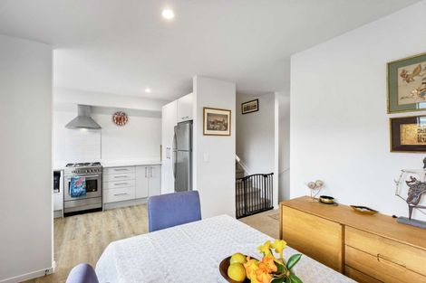 Photo of property in 63 Seymour Road, Sunnyvale, Auckland, 0612