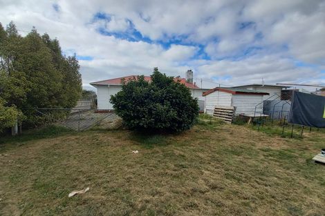 Photo of property in 9 Bridge Street, Tuatapere, 9620