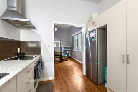 Photo of property in 7 Millward Street, Newtown, Wellington, 6021