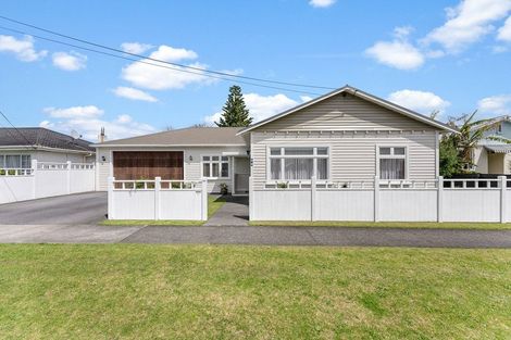 Photo of property in 56 Doone Street, Lynmouth, New Plymouth, 4310