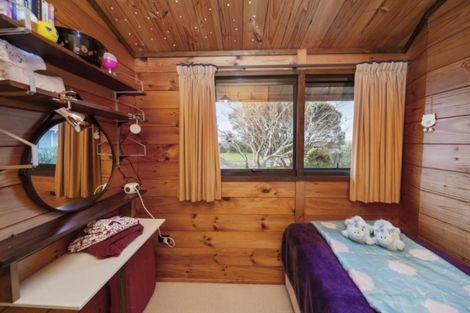 Photo of property in 9 Ash Place, Whalers Gate, New Plymouth, 4310