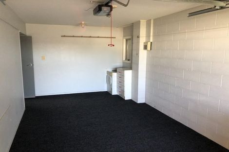 Photo of property in 150 Lemon Street, Strandon, New Plymouth, 4312