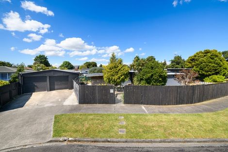 Photo of property in 6 Pukatea Place, Milson, Palmerston North, 4414
