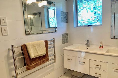 Photo of property in 32 Ihaia Street, Waitara, 4320