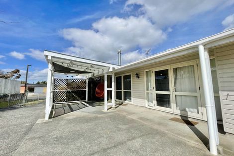 Photo of property in 2 Rimu Place, Tokoroa, 3420